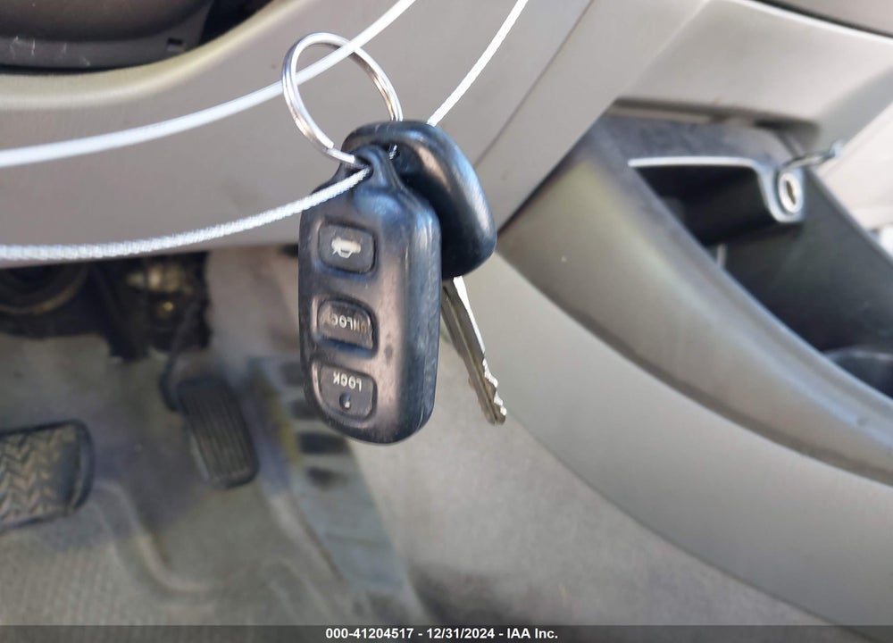 2002 TOYOTA CAMRY LE V6 VIN: 4T1BF32K62U030599