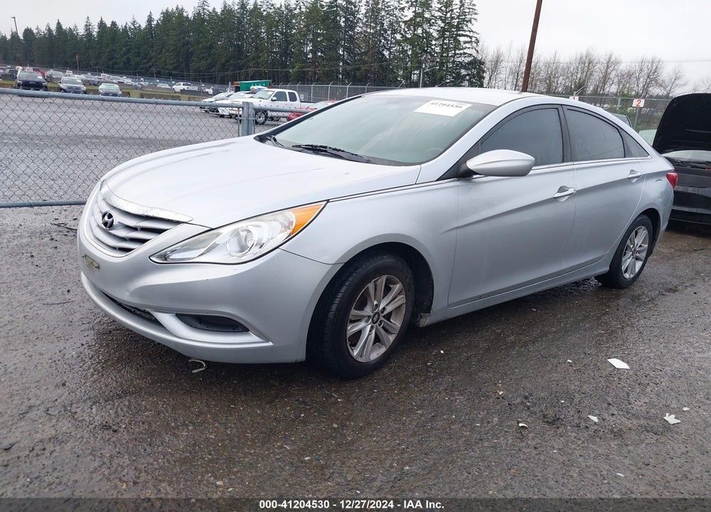 2013 HYUNDAI SONATA VIN: 5NPEB4AC8DH681050
