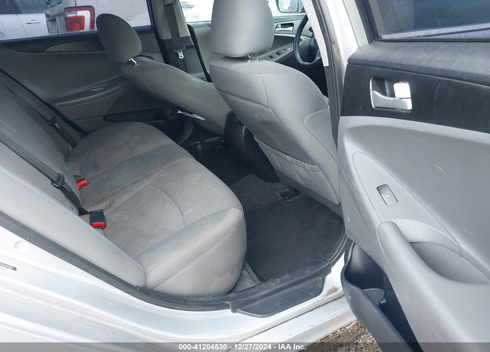 2013 HYUNDAI SONATA VIN: 5NPEB4AC8DH681050