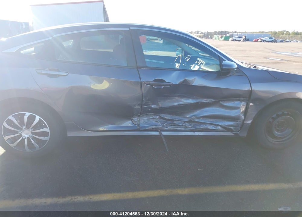2017 HONDA CIVIC LX VIN: 19XFC2F59HE018113