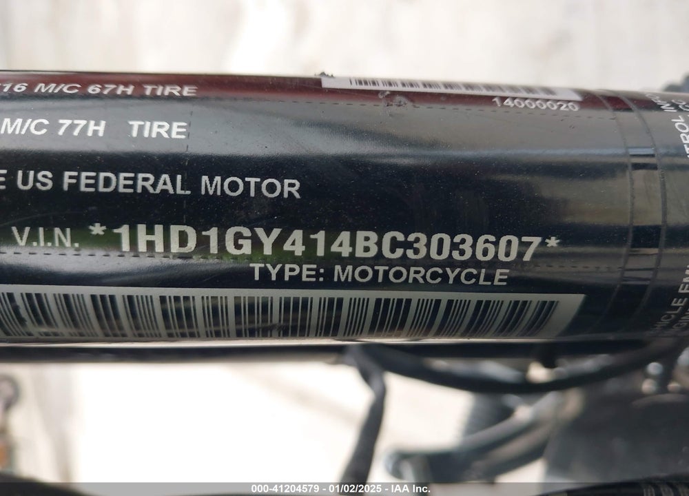 2011 HARLEY-DAVIDSON FXDF VIN: 1HD1GY414BC303607