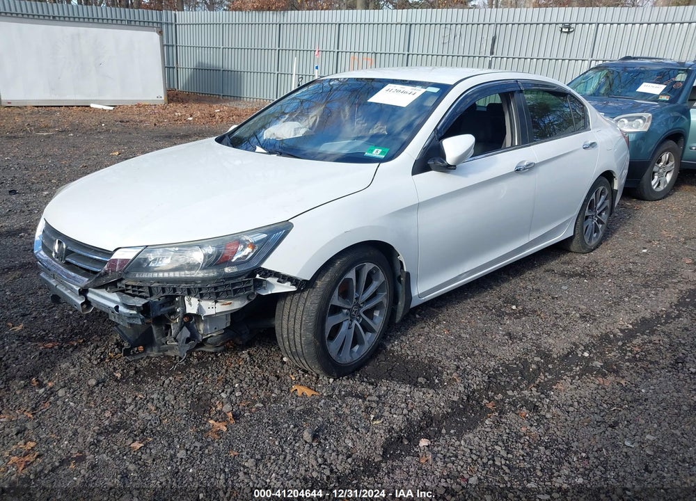 2015 HONDA ACCORD VIN: 1HGCR2F50FA255107