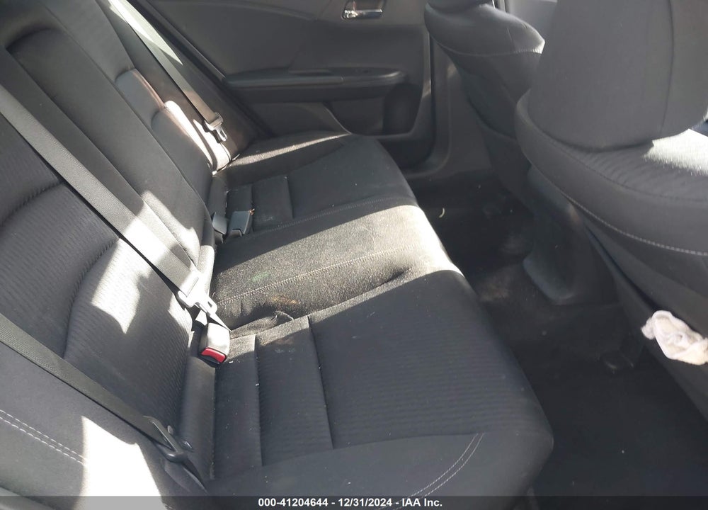 2015 HONDA ACCORD VIN: 1HGCR2F50FA255107
