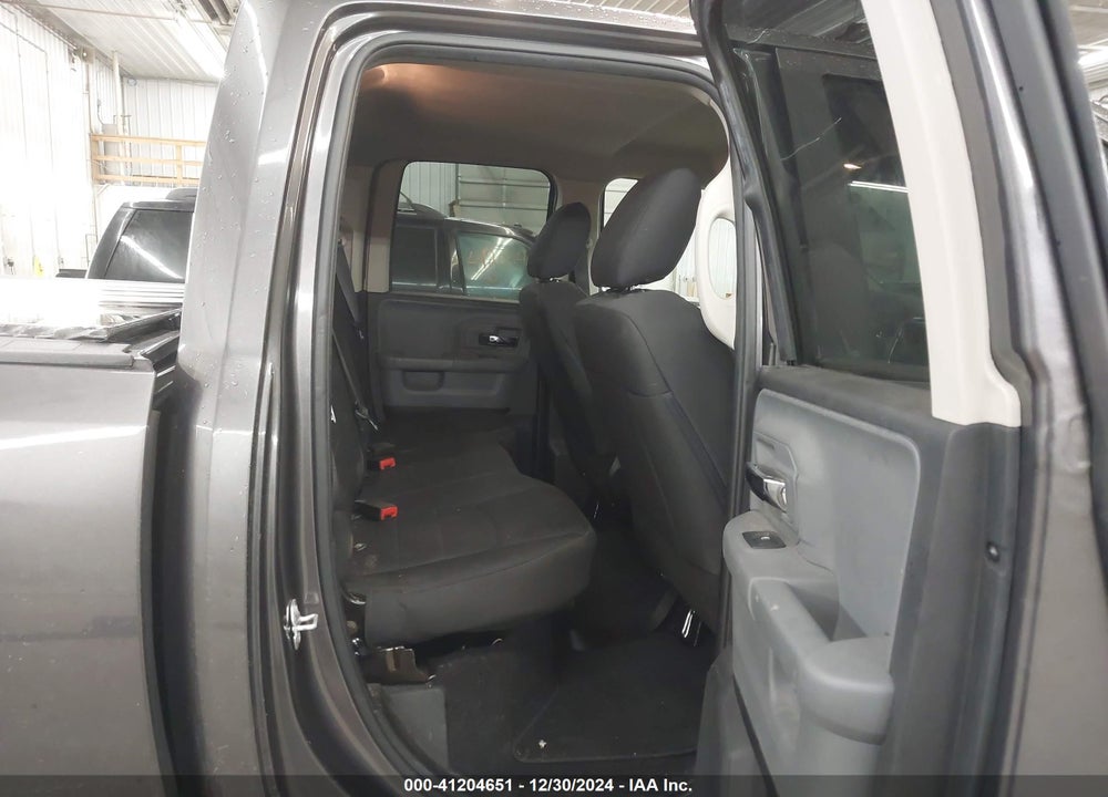 2019 RAM 1500 CLASSIC VIN: 1C6RR7GT5KS725744