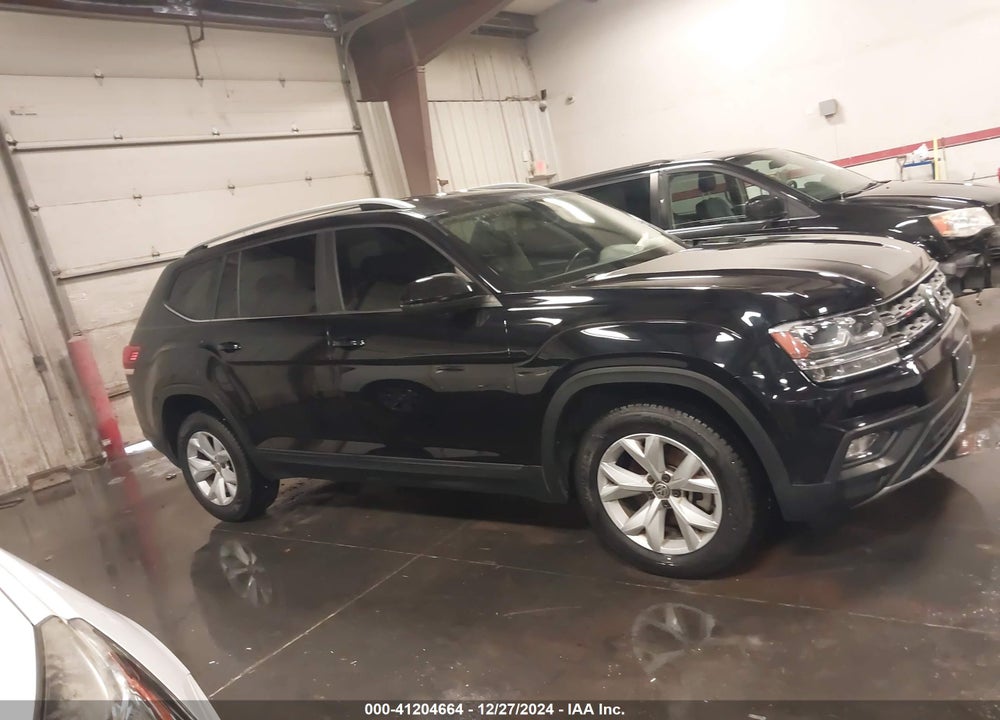 2018 VOLKSWAGEN ATLAS 3.6L V6 SE VIN: 1V2CR2CA1JC569019