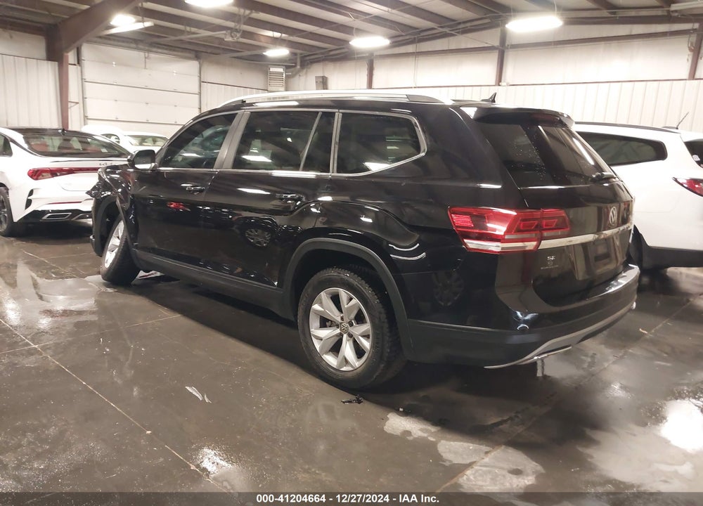 2018 VOLKSWAGEN ATLAS 3.6L V6 SE VIN: 1V2CR2CA1JC569019