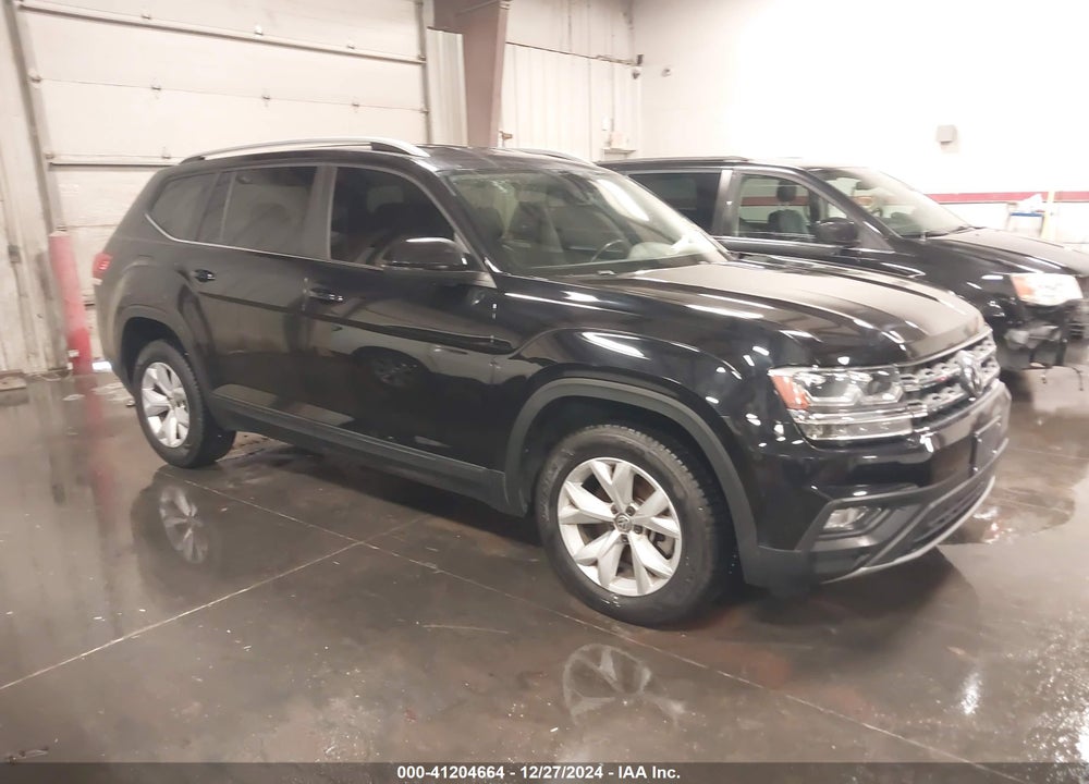 2018 VOLKSWAGEN ATLAS 3.6L V6 SE VIN: 1V2CR2CA1JC569019