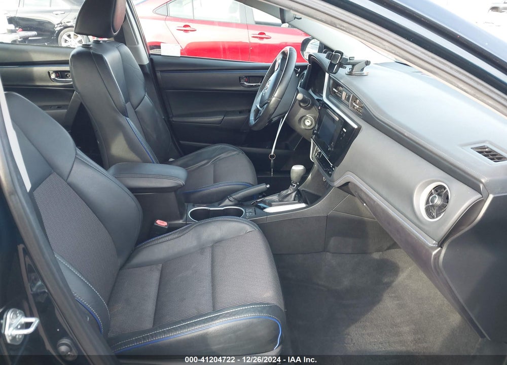 2017 TOYOTA COROLLA SE VIN: 5YFBURHE4HP651456