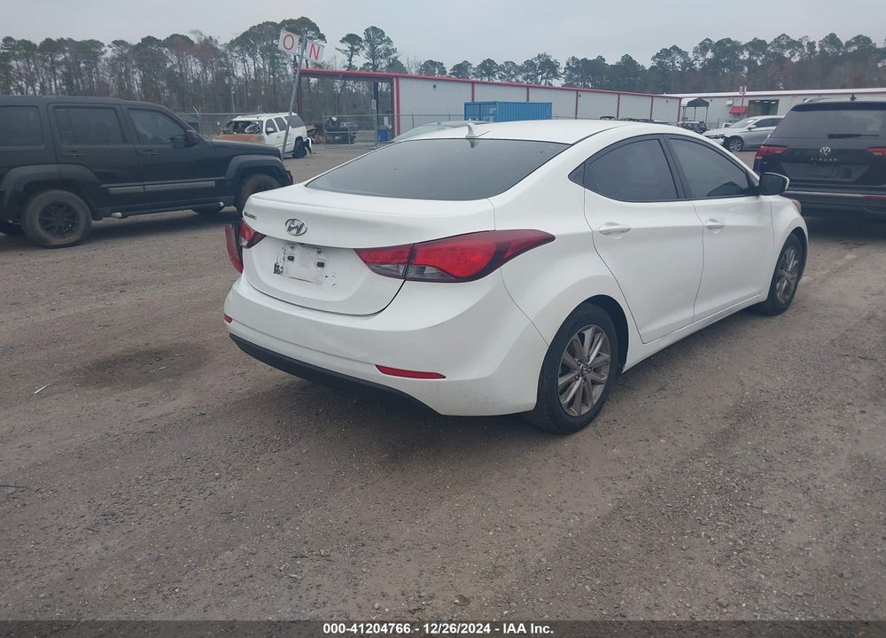2014 HYUNDAI ELANTRA SE VIN: 5NPDH4AE6EH481569