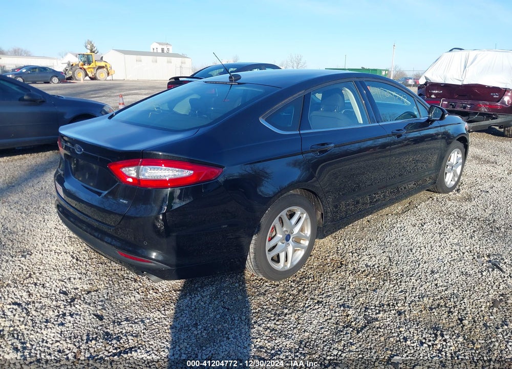 2015 FORD FUSION SE VIN: 3FA6P0H7XFR146864