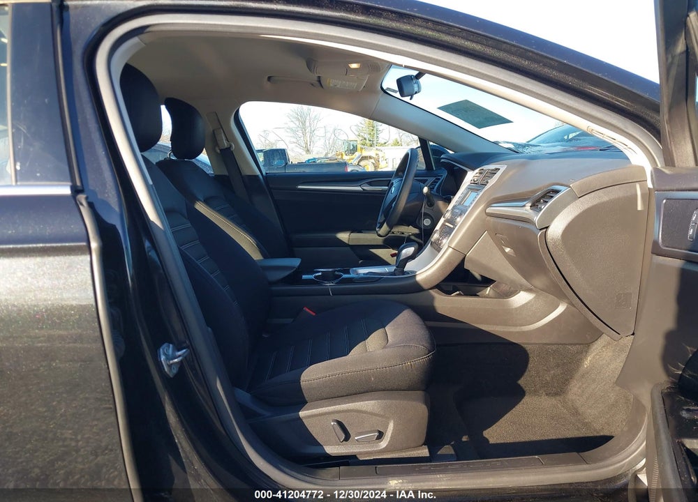 2015 FORD FUSION SE VIN: 3FA6P0H7XFR146864