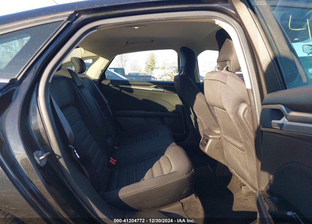 2015 FORD FUSION SE VIN: 3FA6P0H7XFR146864