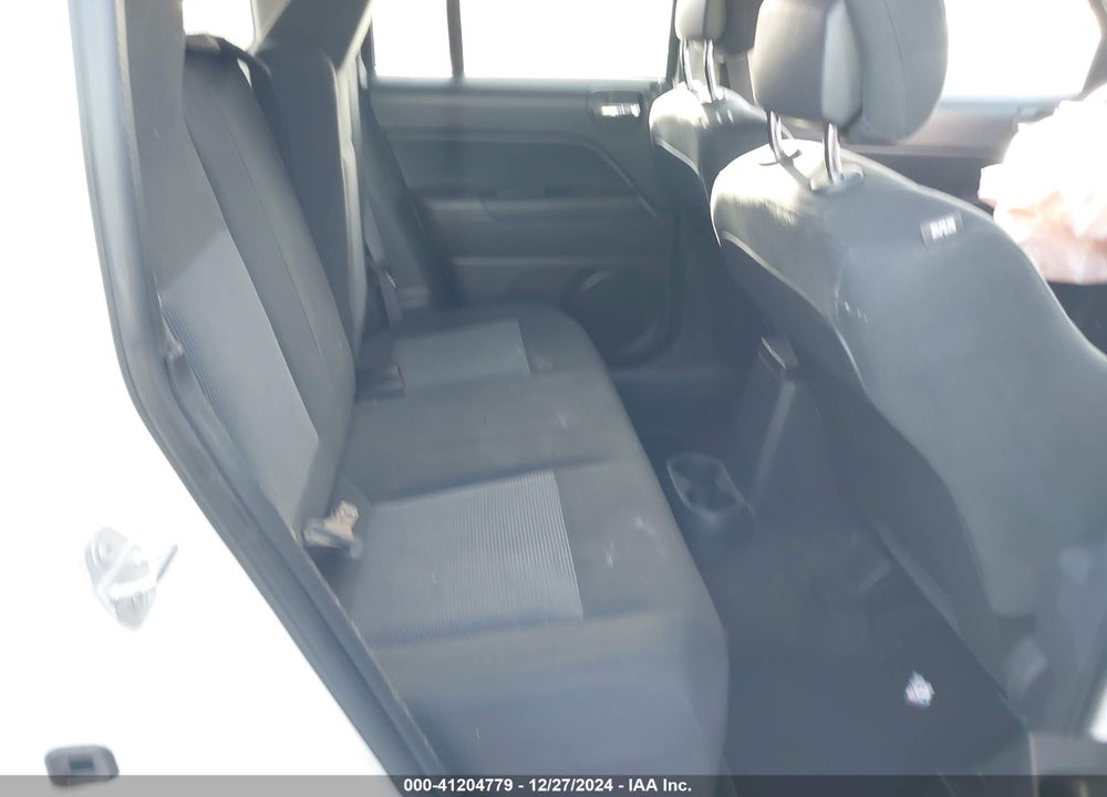2016 JEEP PATRIOT LATITUDE VIN: 1C4NJRFBXGD581073