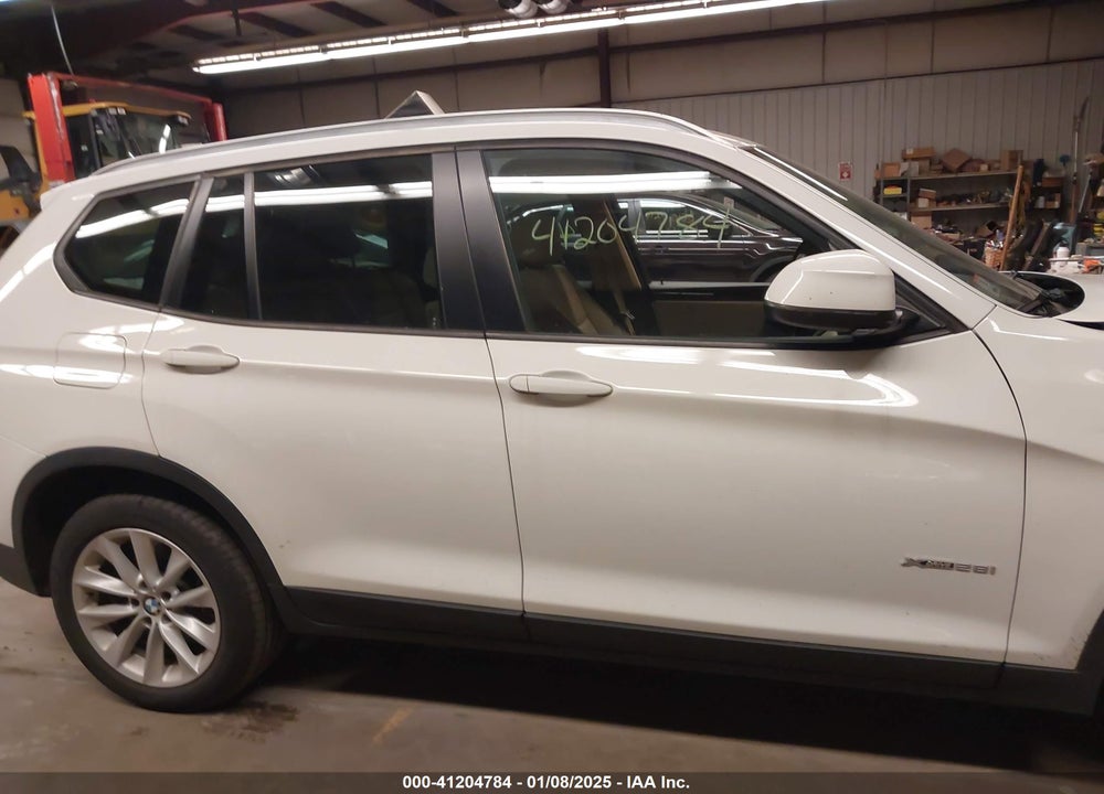 2017 BMW X3 XDRIVE28I VIN: 5UXWX9C3XH0T19884