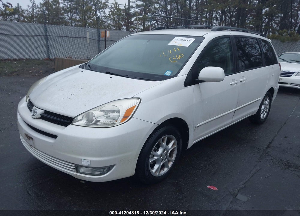 2004 TOYOTA SIENNA XLE VIN: 5TDZA22C74S182600