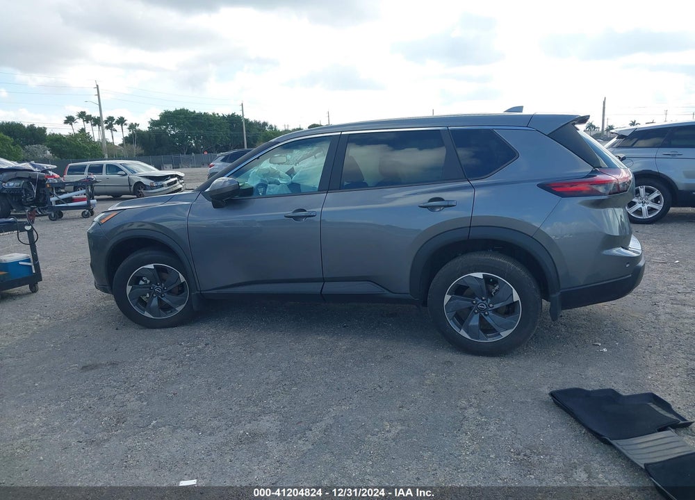 2024 NISSAN ROGUE SV FWD VIN: 5N1BT3BA0RC742610