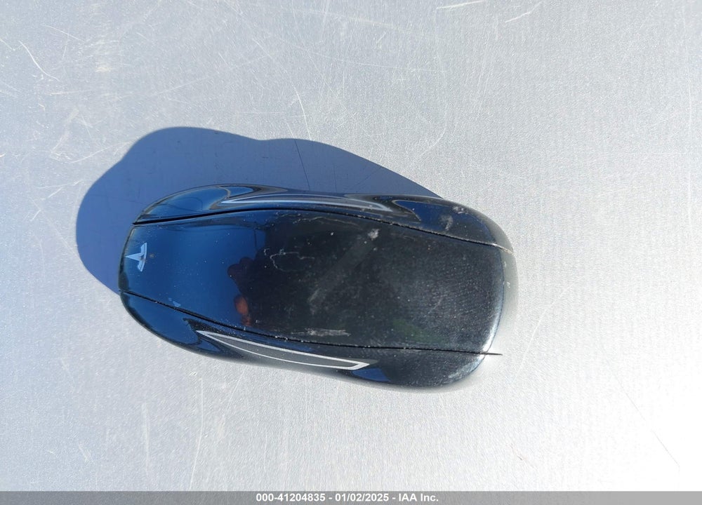 2015 TESLA MODEL S VIN: 5YJSA1E49FF102740