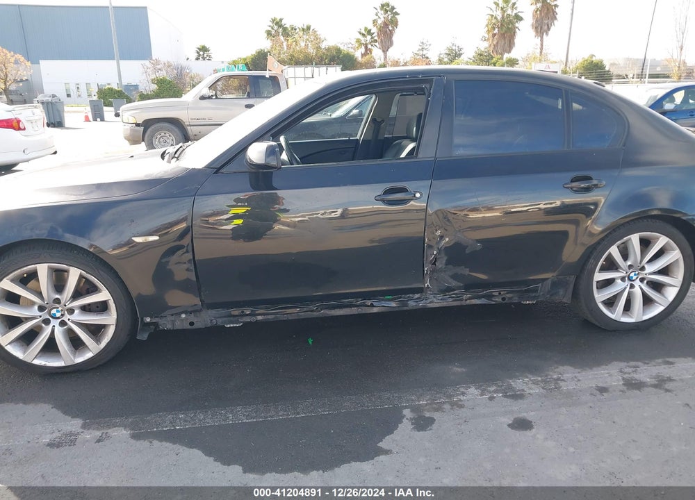 2004 BMW 545I VIN: WBANB33564B113743