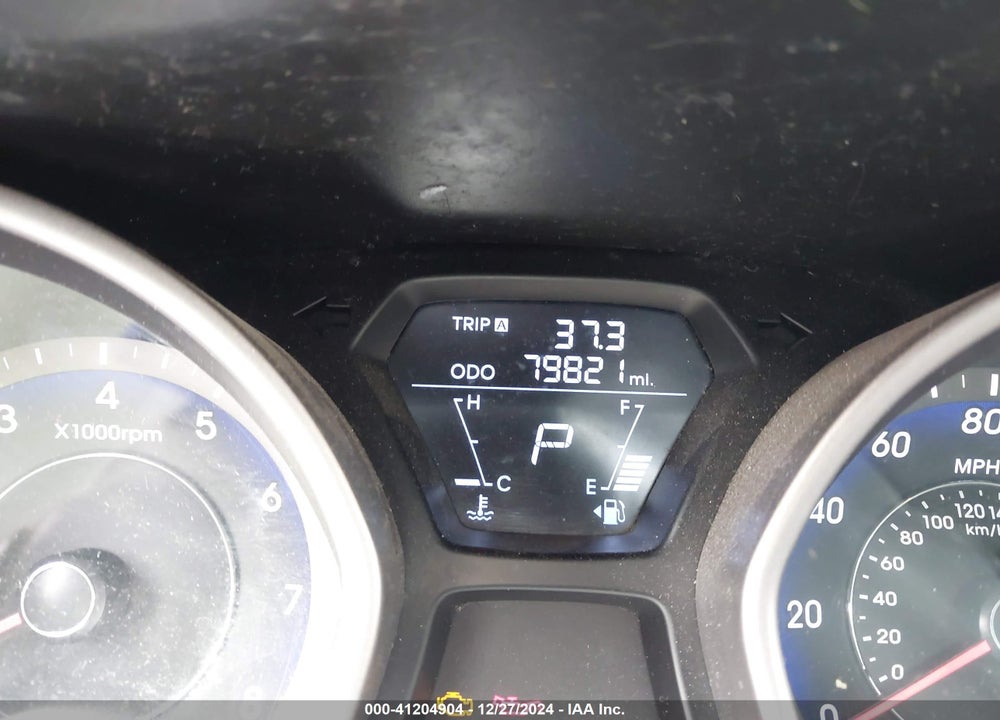2013 HYUNDAI ELANTRA VIN: KMHDH4AE5DU865858