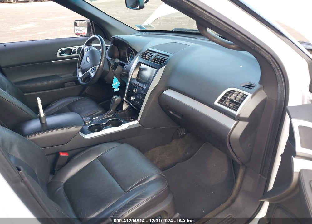 2015 FORD EXPLORER XLT VIN: 1FM5K8D86FGA50279