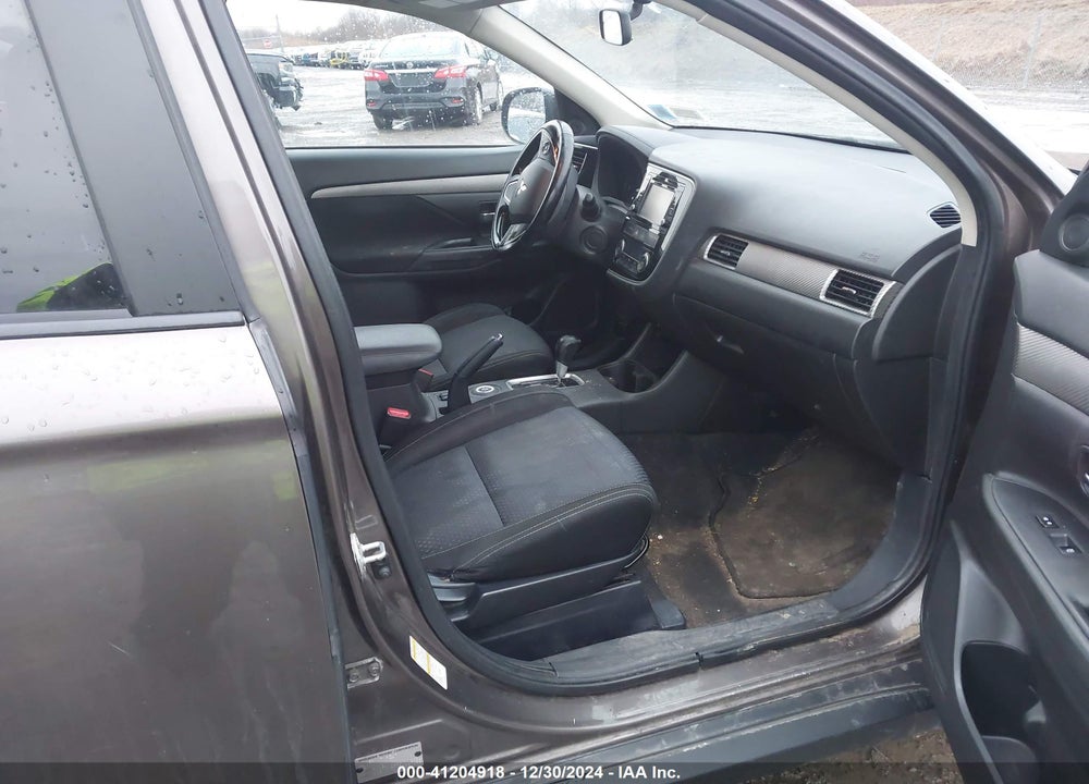 2016 MITSUBISHI OUTLANDER ES/SE/SEL VIN: JA4AZ3A35GZ003139