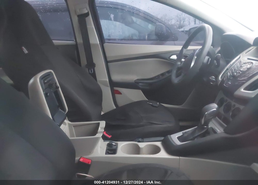 2013 FORD FOCUS VIN: 1FADP3F27DL376468