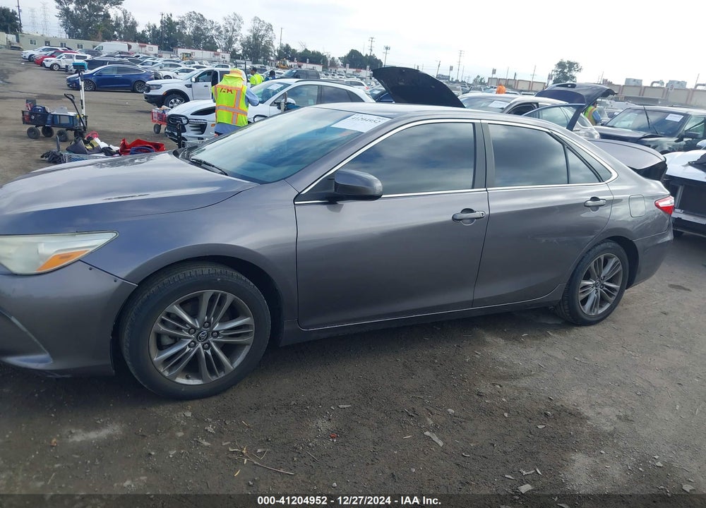 2017 TOYOTA CAMRY SE VIN: 4T1BF1FK0HU669259