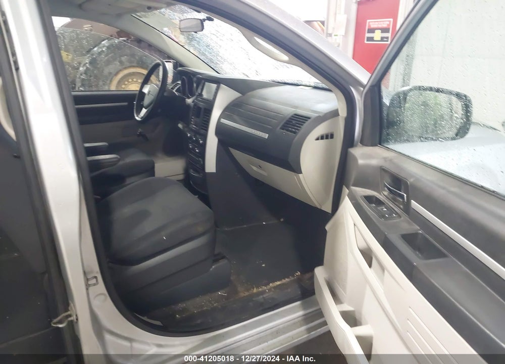 2009 DODGE GRAND CARAVAN SXT VIN: 2D8HN54199R555635