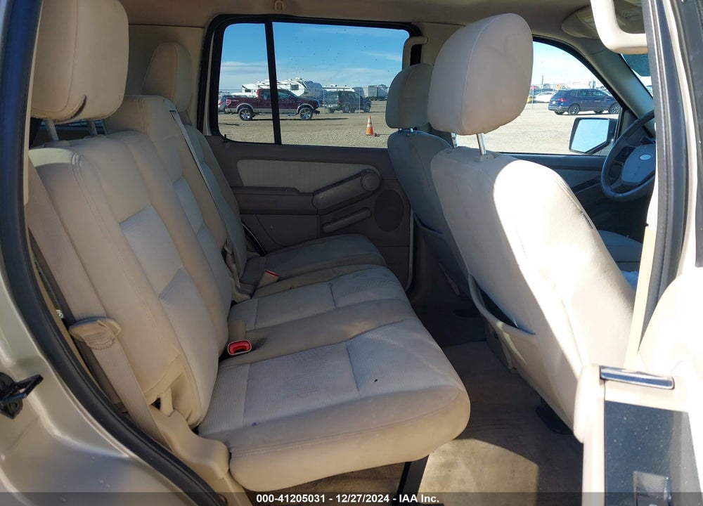 2007 FORD EXPLORER XLT VIN: 1FMEU638X7UA40244