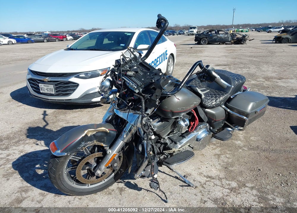 2018 HARLEY-DAVIDSON FLHTK ULTRA LIMITED VIN: 1HD1KED12JB661385
