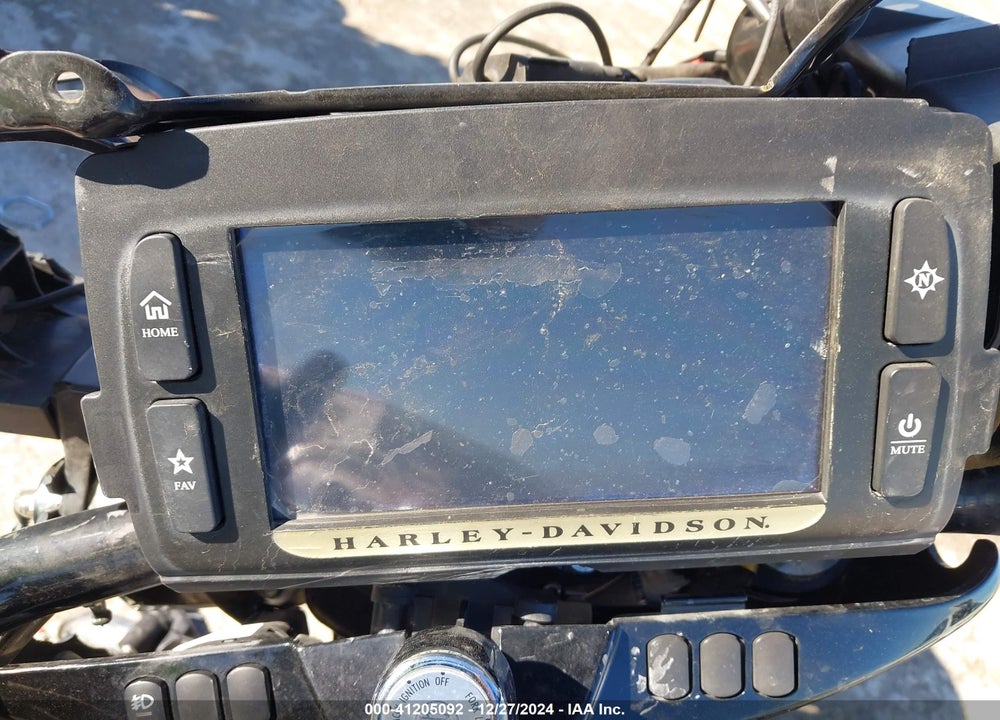 2018 HARLEY-DAVIDSON FLHTK ULTRA LIMITED VIN: 1HD1KED12JB661385