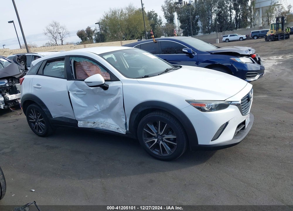 2017 MAZDA CX-3 VIN: JM1DKFC75H0144601