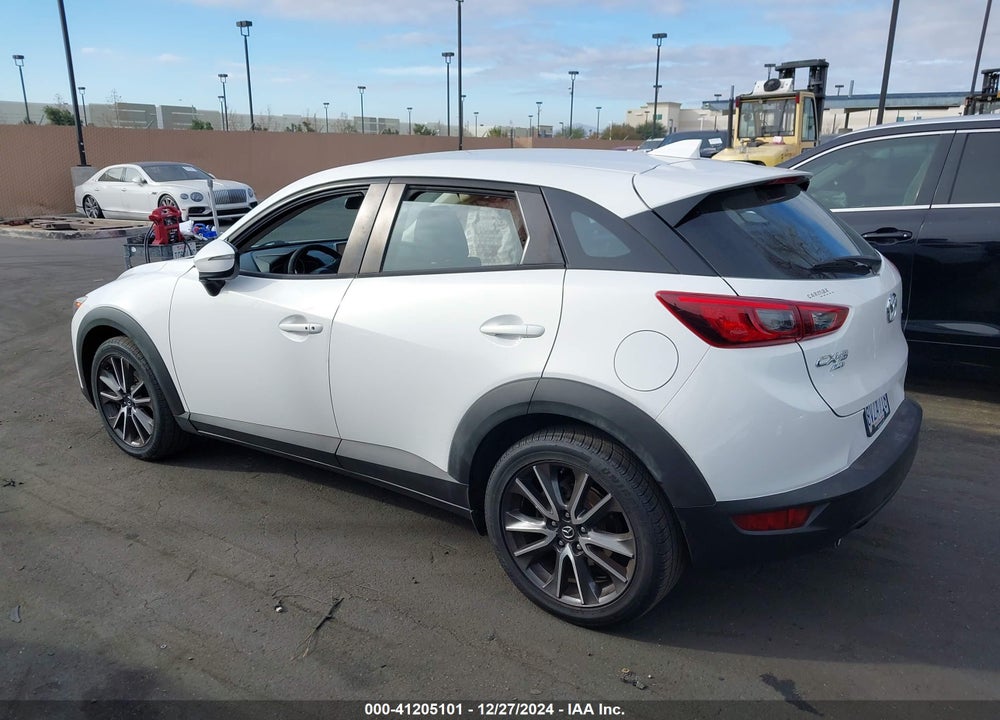 2017 MAZDA CX-3 VIN: JM1DKFC75H0144601