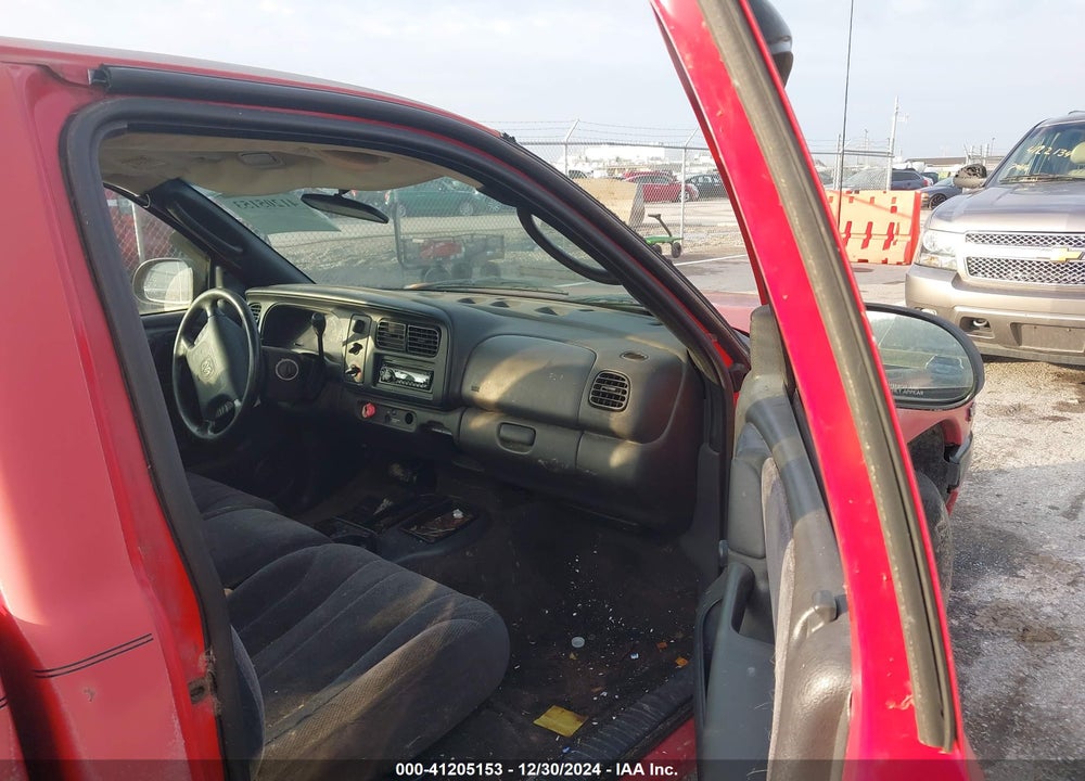 2000 DODGE DAKOTA SLT/SPORT VIN: 1B7FL26X5YS529025