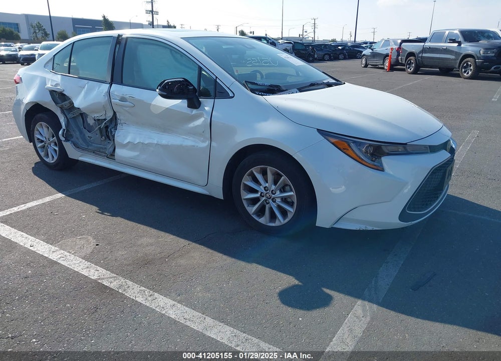 2020 TOYOTA COROLLA XLE VIN: JTDFPRAE8LJ008737
