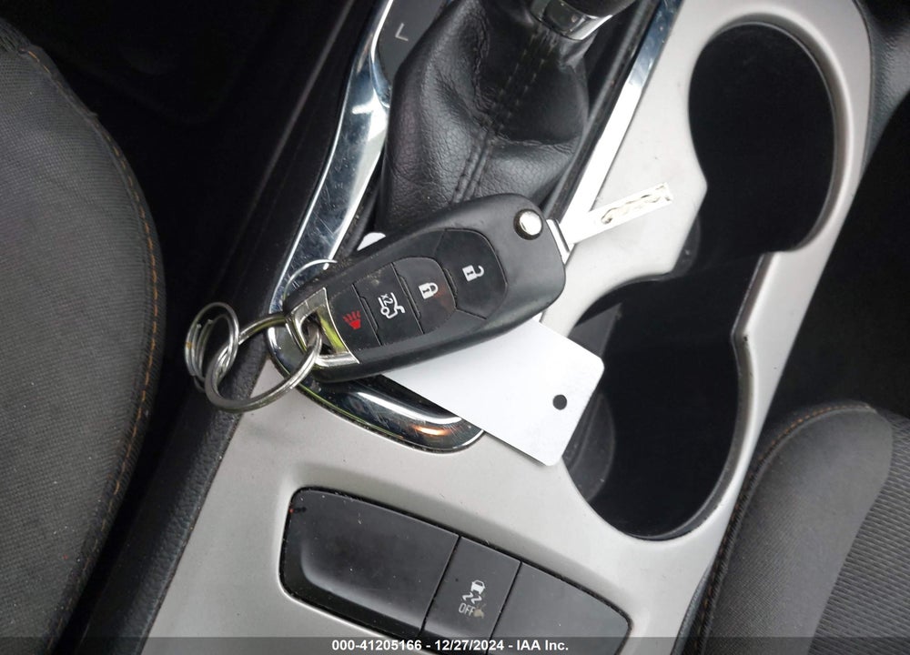2018 CHEVROLET CRUZE VIN: 1G1BC5SM1J7229608
