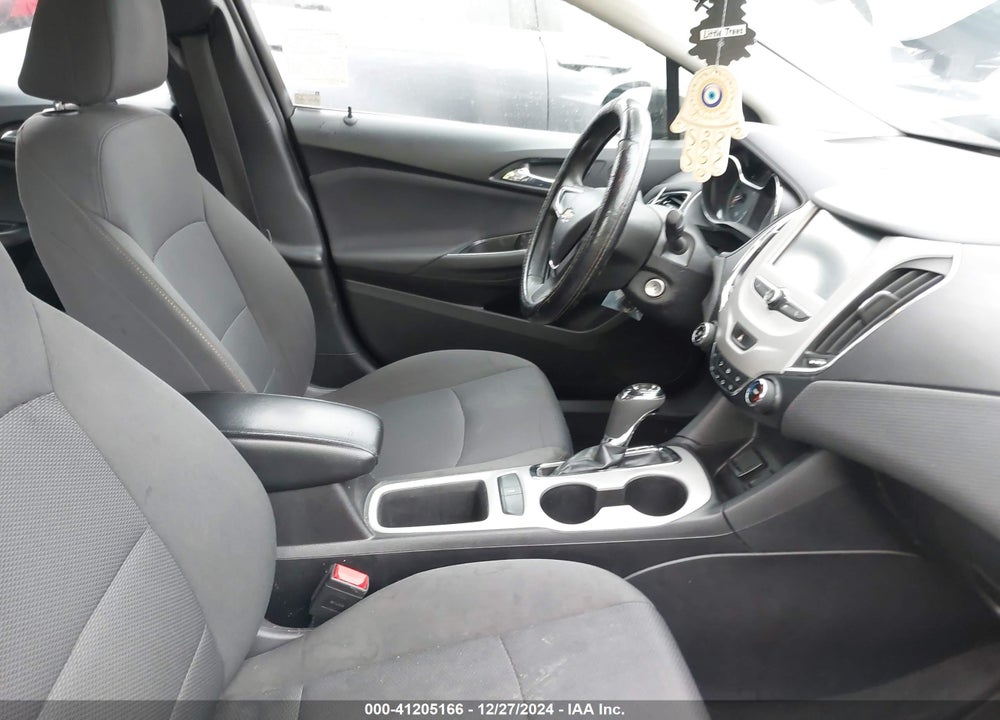 2018 CHEVROLET CRUZE VIN: 1G1BC5SM1J7229608