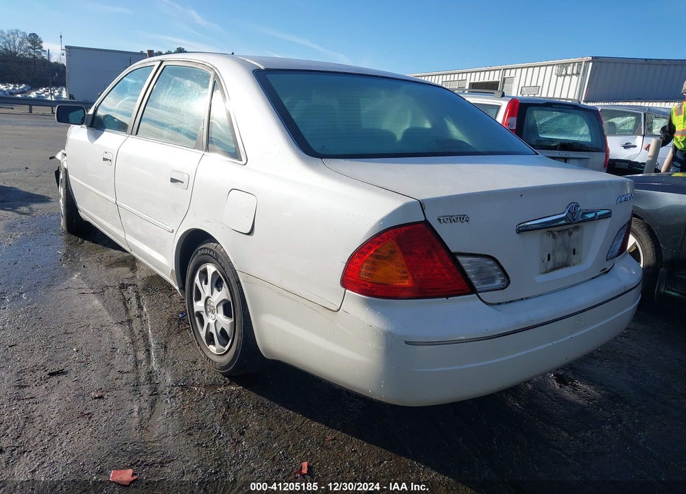 2001 TOYOTA AVALON XL VIN: 4T1BF28B61U147891