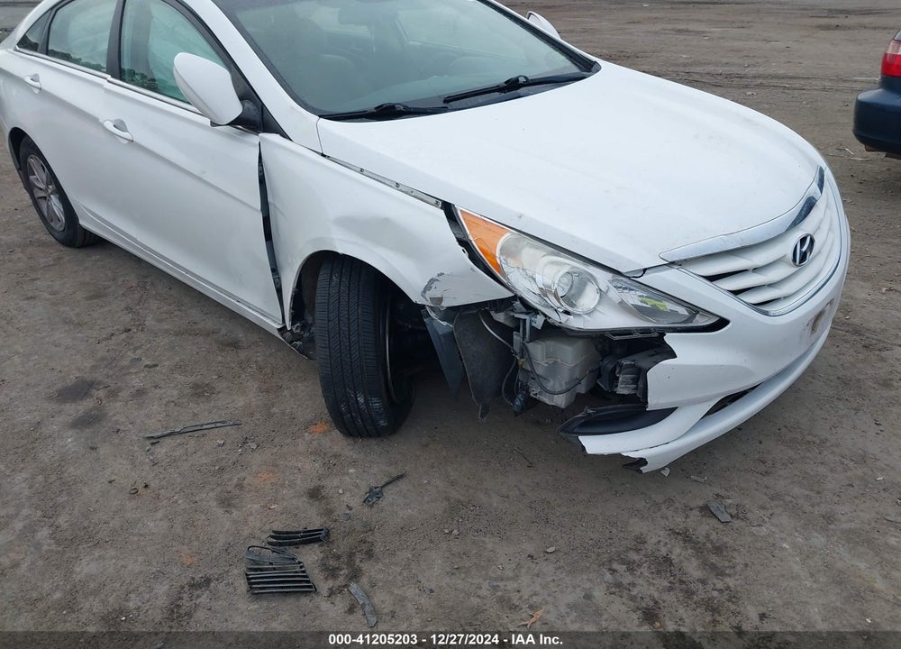 2013 HYUNDAI SONATA VIN: 5NPEB4AC8DH712376