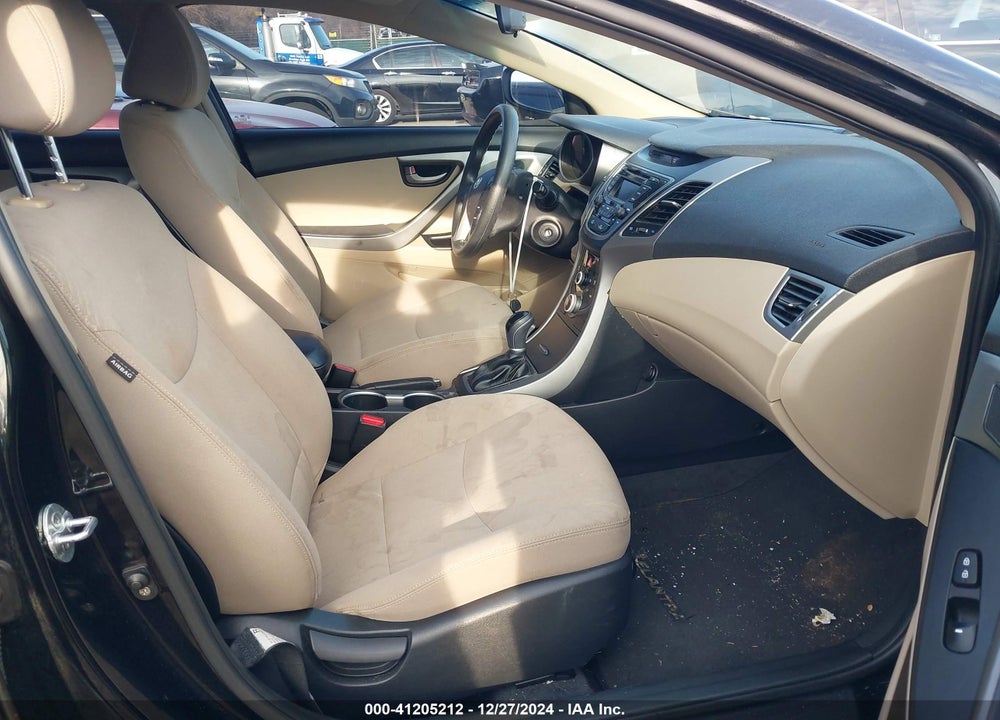 2016 HYUNDAI ELANTRA SE VIN: KMHDH4AE9GU545463