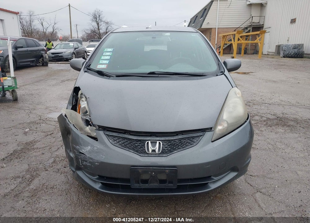 2012 HONDA FIT VIN: JHMGE8H31CC029201