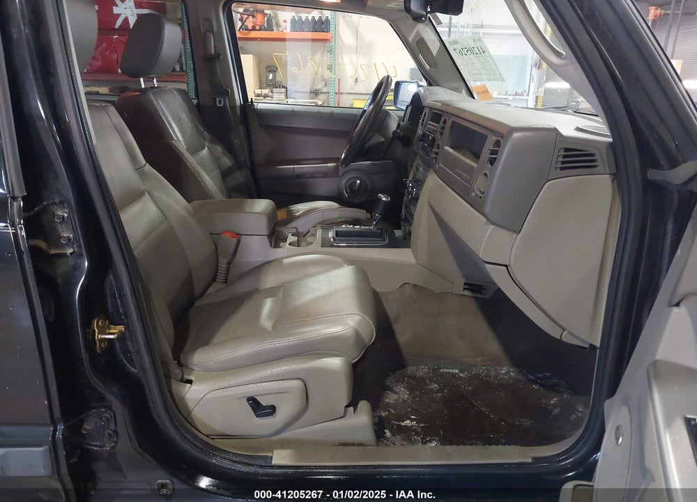 2007 JEEP COMMANDER SPORT VIN: 1J8HH48K17C627204