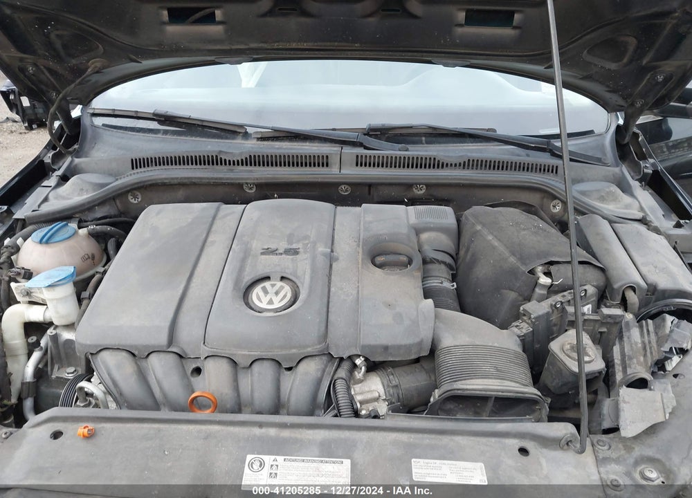 2013 VOLKSWAGEN JETTA 2.5L SE VIN: 3VWDP7AJ8DM286094