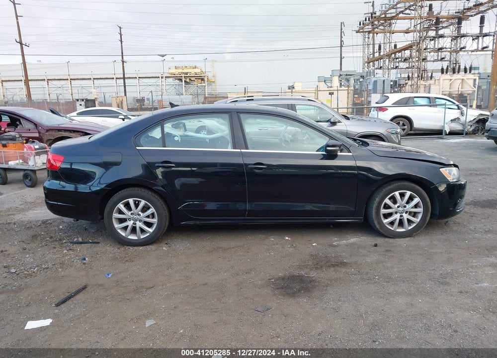 2013 VOLKSWAGEN JETTA 2.5L SE VIN: 3VWDP7AJ8DM286094