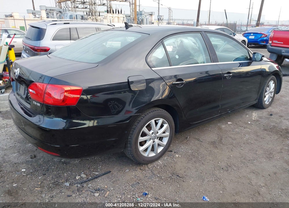 2013 VOLKSWAGEN JETTA 2.5L SE VIN: 3VWDP7AJ8DM286094