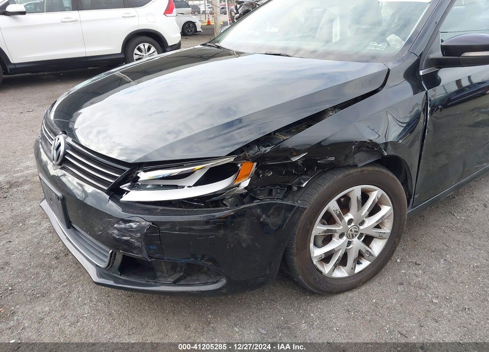 2013 VOLKSWAGEN JETTA 2.5L SE VIN: 3VWDP7AJ8DM286094
