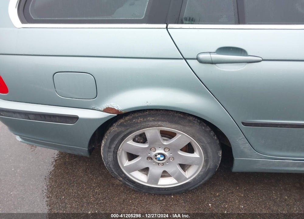 2003 BMW 325XIT VIN: WBAEP33473PF01853