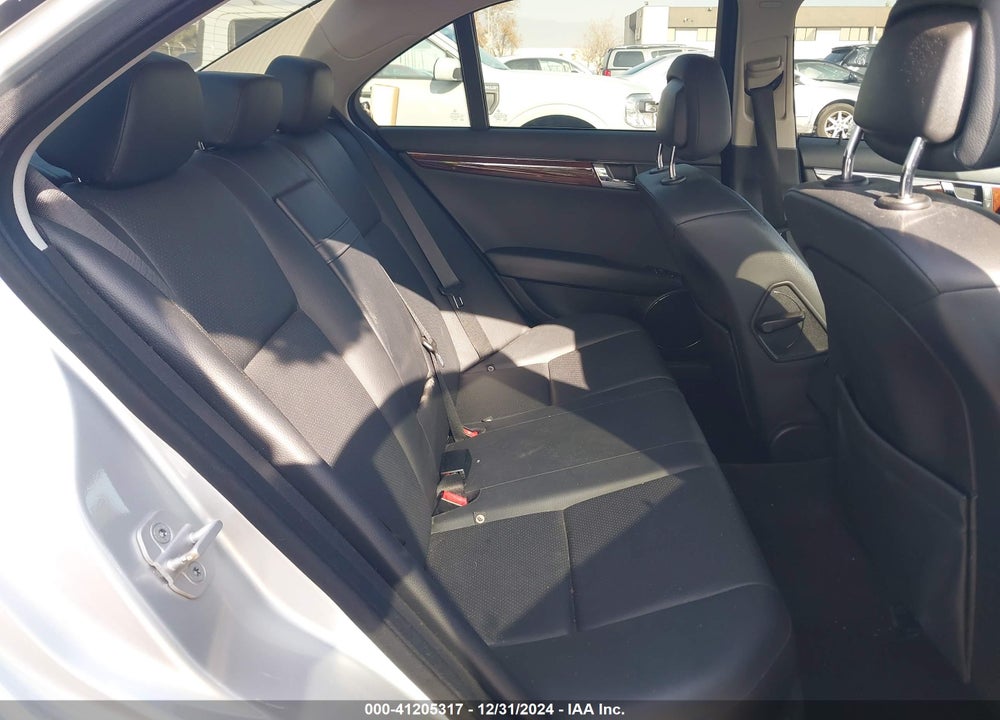 2008 MERCEDES-BENZ C 300 LUXURY/SPORT VIN: WDDGF54X98R034887