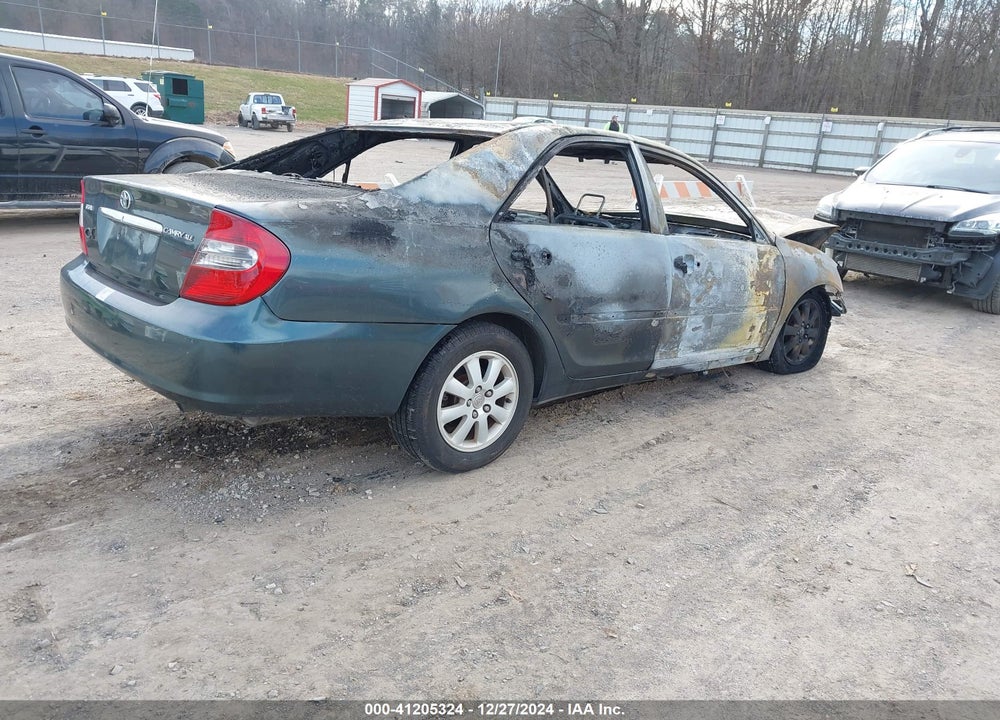 2004 TOYOTA CAMRY XLE VIN: 4T1BE32K84U331722
