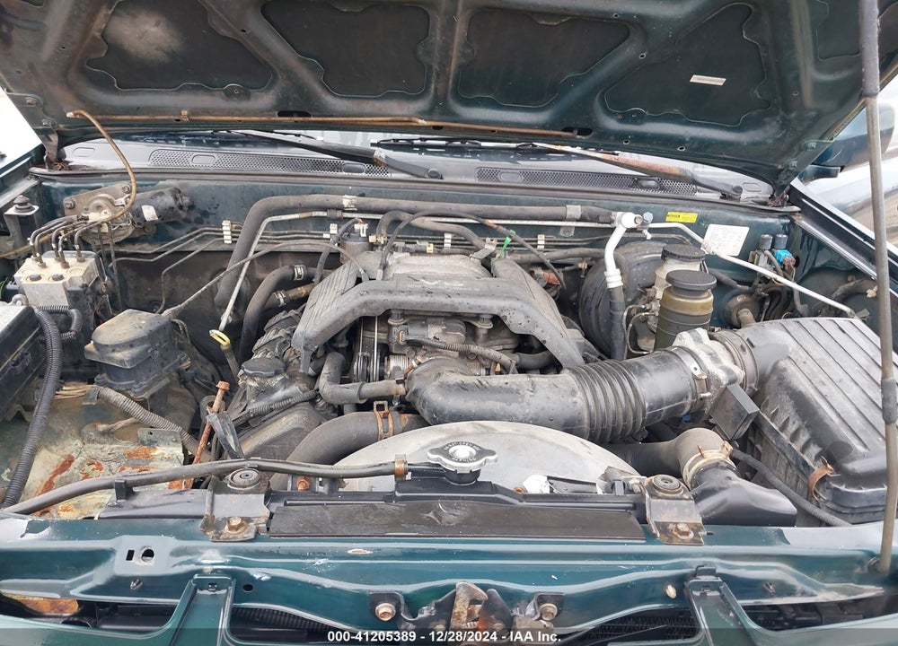 1998 HONDA PASSPORT EX/LX VIN: 4S6CM58W5W4415259